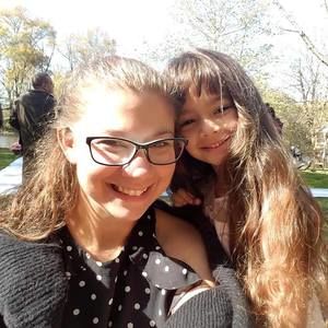 Meet your Posher, Ashley